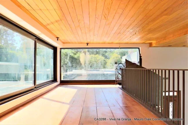 Imagem CASA MARAVILHOSA! MODERNA! DE FRENTE PARA O CAMPO DE GOLF. Granja Viana