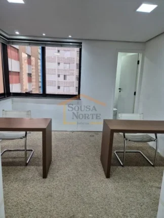 Imagem Conjunto comercial, com pintura e reforma novas,
ar condicionado, carpete, balcão fixo, 2 mesas fix...