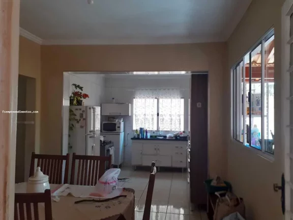 Imagem Casa para Venda em Limeira, Jardim Parque Novo Mundo, 3 dormitórios, 1 banheiro, 1 vaga