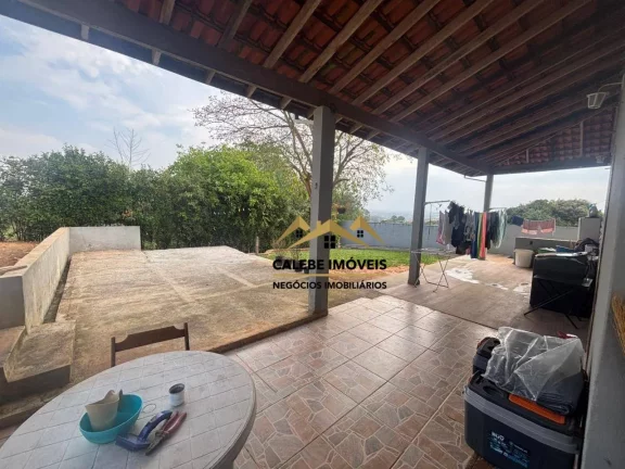 Imagem Chácara com 4 dormitórios à venda, 3366 m² por R$ 800.000,00 - Vale dos Lagos - Tatuí/SP