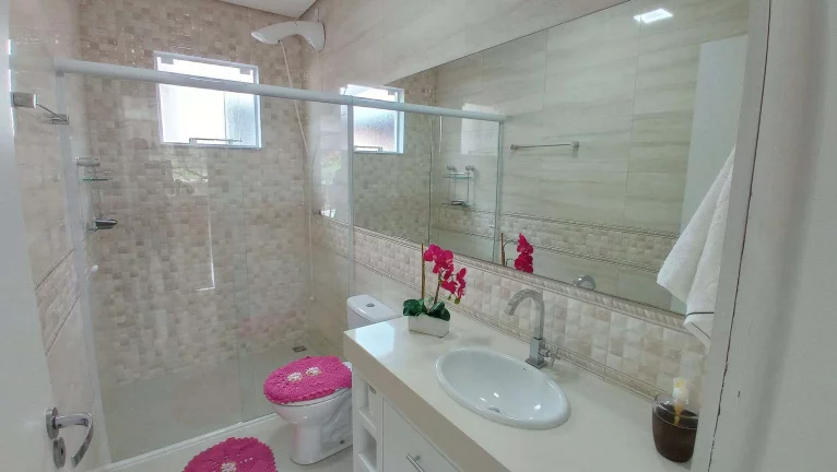 Imagem Casa à Venda, 4 Quartos(1 Suite), 2 Vagas, 355m2, Ratones, Florianópolis /SC