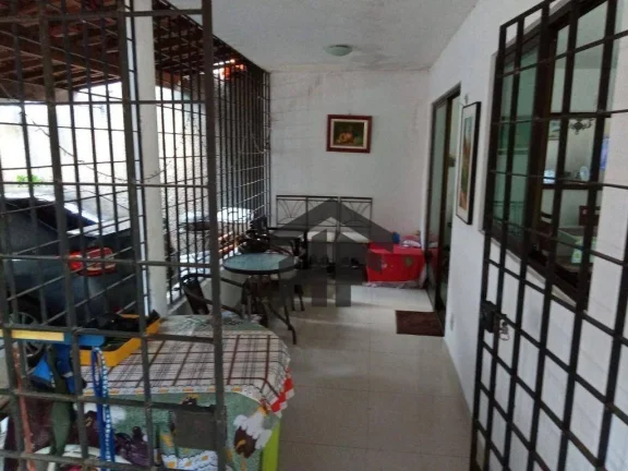 Imagem Casa duplex de 175m² á venda, com 4 quartos, localizado na encruzilhada, Recife - Pernambuco.