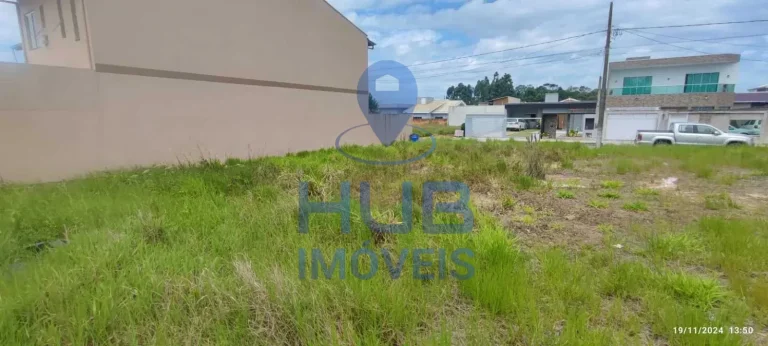 Imagem Terreno 12x25 300 m2 em rua asfaltada no Centro Penha/SC