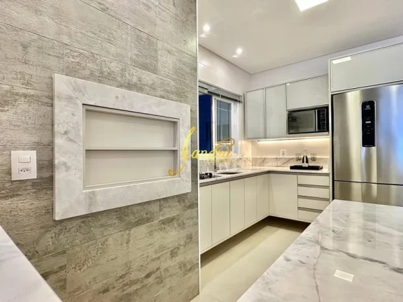 Imagem Belíssimo apartamento Mobiliado e decorado, pertinho do mar