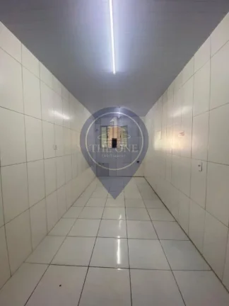 Imagem Imóvel Comercial de Alto Padrão em São Paulo-SP: 8 Salas, 1 Banheiro, 3 Vagas, 400m² na Água Funda!