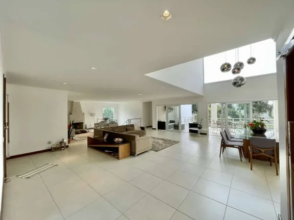 Imagem Cond Palos Verdes - 4 stes. Casa moderna impecável, piscina, gourmet!