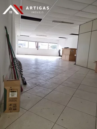 Imagem Sobreloja para locação no Armazém Comercial Sobreloja 250m² na Mooca, São Paulo-SP: espaço ideal para o seu negócio!