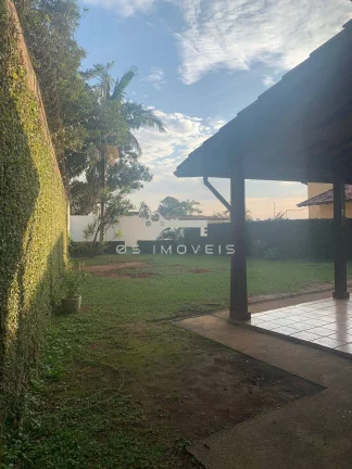 Imagem Casa COMERCIAL no miolo da Granja Viana