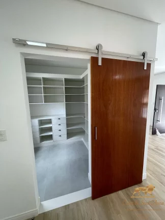 Imagem Linda casa no estilo Americano, um estilo único em Campos do Jordão - SP