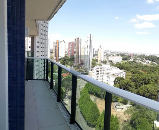 Cobertura Duplex com 3 suítes. 224,24 m² privativos. Terraço com 51,8 m² privativos.