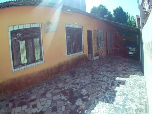Imagem Carapina, Excelente imóvel e com localização privilegiada, área total 510,40 m², próximo a antiga Rinha de galo de carapina, exatamente na Rua Constante Nery. Terreno possui uma excelente area nos fundos propício para depósitos de material de construção,