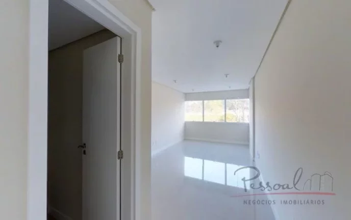 Imagem Sala Comercial no Itacorubi. Espaços criados para a realização de sonhos e empreendimentos bem su...