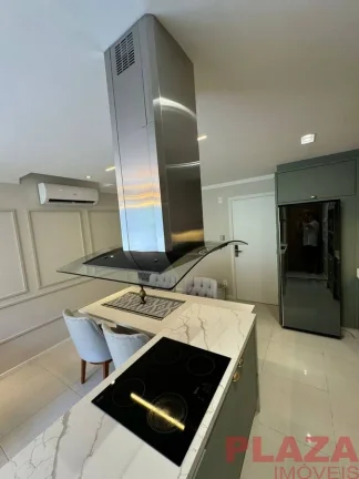Imagem Apartamento Finamente Mobiliado – 3 Dormitórios | 2 Vagas | Vista para o Cristo Luz | Bairro Nações – Balneário Camboriú