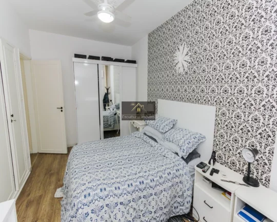 Imagem VILA NOVA CONCEIÇÃO APARTAMENTO À VENDA 108,00 M 2 DORMITÓRIOS 2 BANHEIROS SALA ESPAÇOSA DEPENDÊNCIAS REPLETAS DE ARMÁRIOS SEM VAGA ÓTIMA LOCALIZAÇÃO