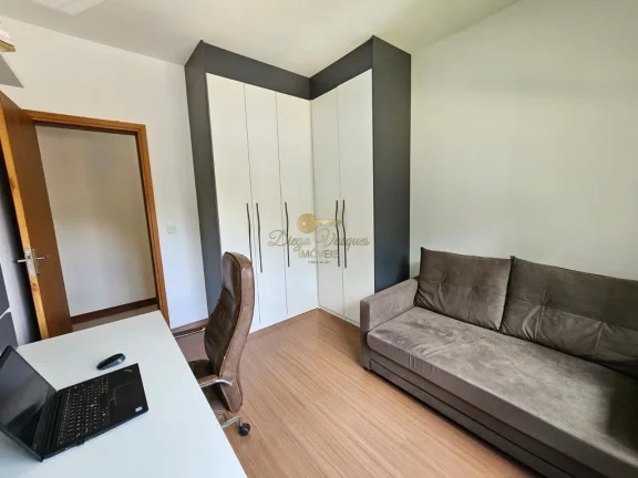 Imagem Casa em Condomínio para Venda em Teresópolis / RJ no bairro Vargem Grande
