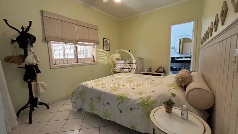 Imagem CASA A VENDA NO CENTRO DE UBATUBA S/P
