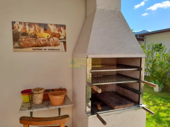Imagem Casa Moderna com Edícula a Venda na Martim de Sá