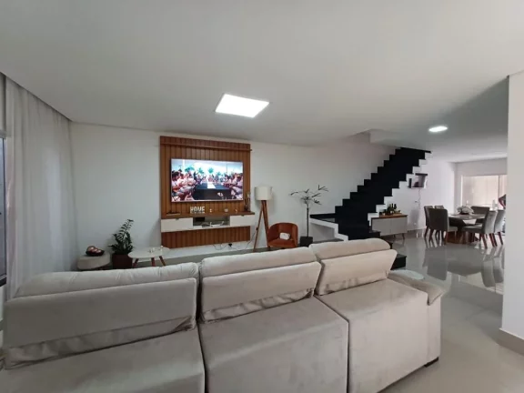 Imagem Sobrado com 3 dormitórios à venda, 200 m² por R$ 780.000,00 - Jardim Quaresmeira - Suzano/SP