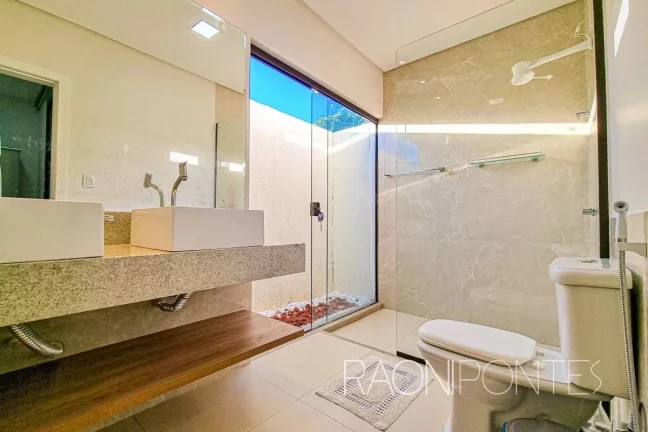 Imagem Casa com 3 Quartos à Venda, 297 m² em Barra Do Jacuípe - Camaçari