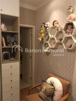 Imagem Viver em um condomínio que combina o charme de uma vila com o frescor de uma construção contempor...