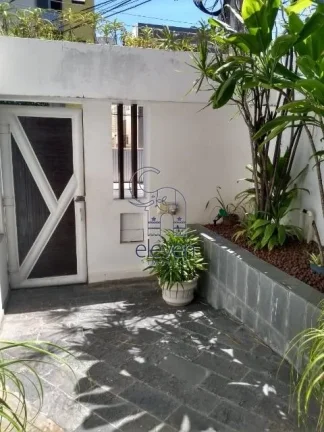 Imagem Casa para Venda em Salvador, Pituba, 5 dormitórios, 6 banheiros, 6 vagas