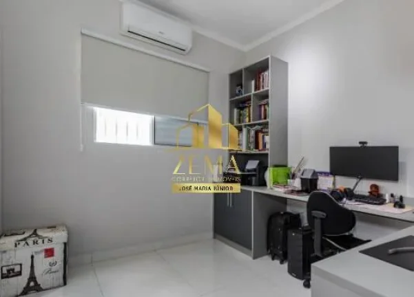 Imagem Casa Térrea com 03 dorms ( 01 St ), 02 Vagas, Ar Cond., Planejados