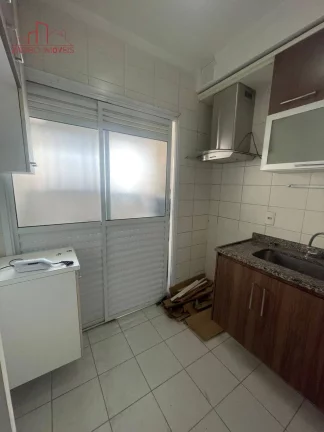 Imagem Apartamento reformado - 69m² - 2 Dorms - Condomínio Brink.