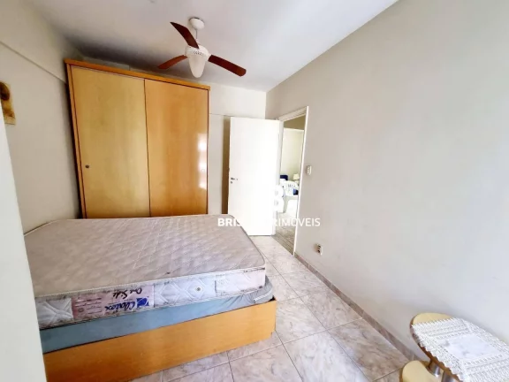 Imagem PITANGUEIRAS- LOCAL NOBRE , AMPLO APARTAMENTO , SACADA , GARAGEM NO PRÉDIO.