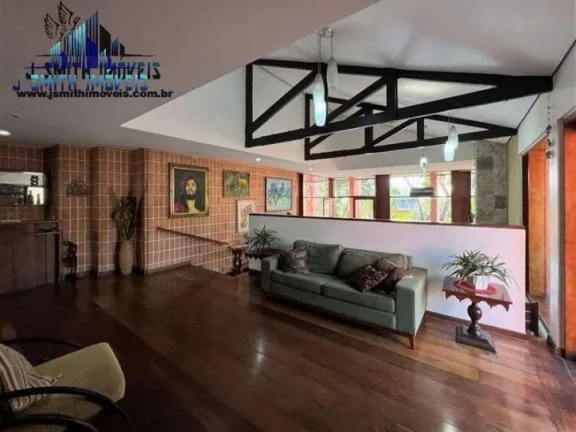 Imagem CASA TÉRREA, CONTEMPORÂNEA, 4 DORMS (2 SUÍTES), PISCINA, TERRENO GIGANTE!!