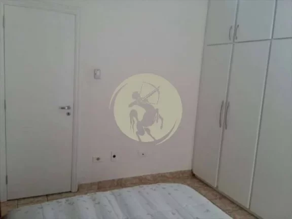 Imagem APARTAMENTO NO PRIMEIRO ANDAR EM PRÉDIO DE 3 ANDARES SEM ELEVADOR, COM 2 QUARTOS AMPLOS AMBOS COM A...
