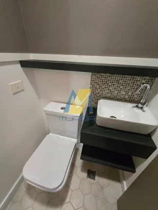Imagem Conjunto comercial pronto para uso no 11º andar, ideal para escritórios