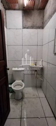 Imagem Sobrado com Salão comercial 5 X 25 mts, 2 Quartos sendo 1 Suíte, 1 Casa em Cima falta acabamento no Jardim Zaíra 4, Mauá-SP