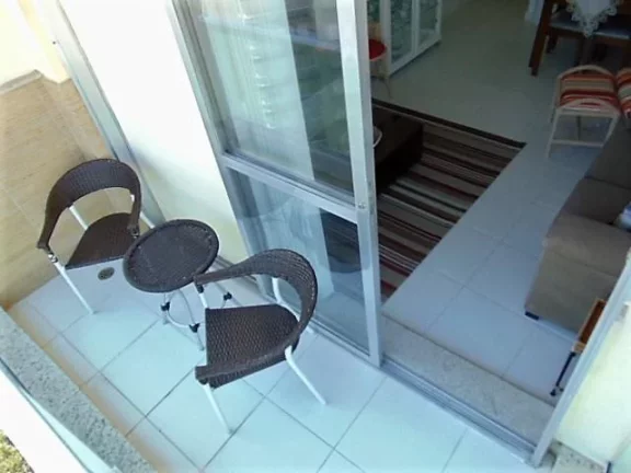 Imagem Pitangueiras, 40 metros da Praia, Vista Maravilhosa ao Mar, *Lindo Apto todo Reformado Top de Linha*, Local Nobre.