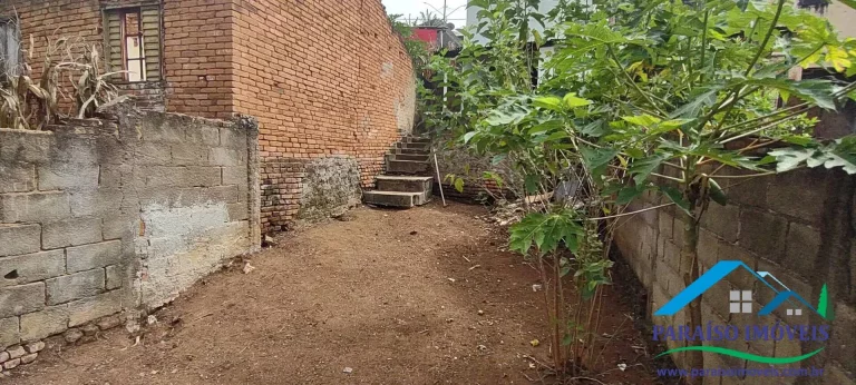 Imagem Ótima oportunidade: casa com 2 quartos no centro de Paraisópolis MG