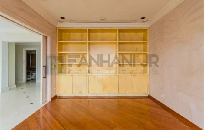 Imagem Luxuoso apartamento para locação no Jardim Europa, São Paulo-SP: 3 quartos, 3 suítes, 3 salas, 5 banheiros, 3 vagas, 456m².