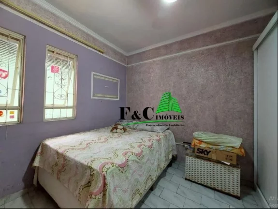 Imagem Casa para Venda em Limeira, Jardim São Luiz, 3 dormitórios, 1 suíte, 2 banheiros, 2 vagas