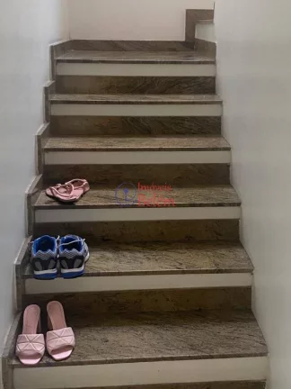 Imagem Imóveis Belém Vende: Casa de Dois Andares com 280 m² Perfeita para Família