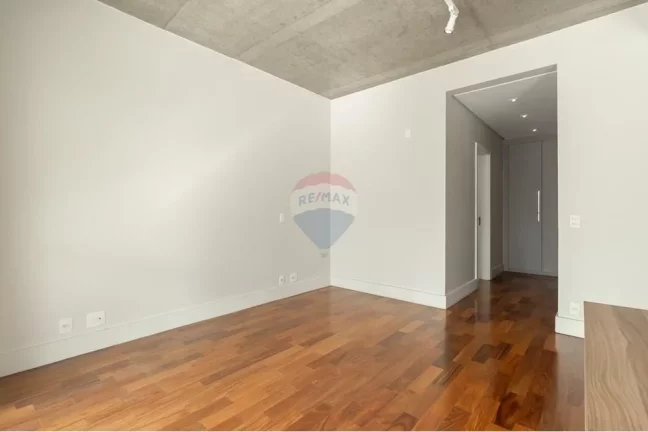 Imagem Apartamento á venda com 90 m², 1 suíte, 2 vagas, Luxo e Modernidade no Coração do Itaim Bibi