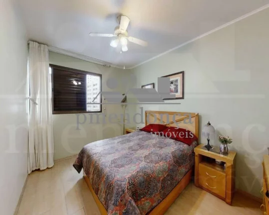 Imagem Apartamento à venda em Higienópolis com 3 suítes e 3 vagas, 210m2