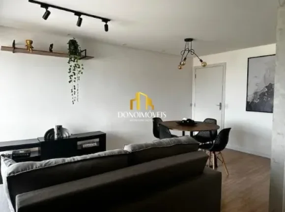 Imagem Apartamento confortável e moderno. Conta com 1 suíte ampla com armários e closet, espaço privati...