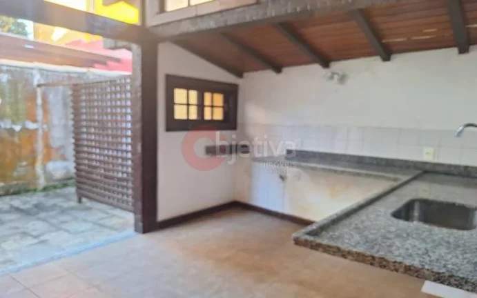 Imagem Linda casa a venda de 3 quartos no bairro Geriba em Búzios