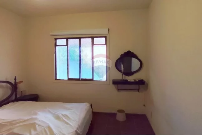 Imagem Casa com três quartos, Perto da Praia e da Praça da 70, Itaipuaçu Terreno completo