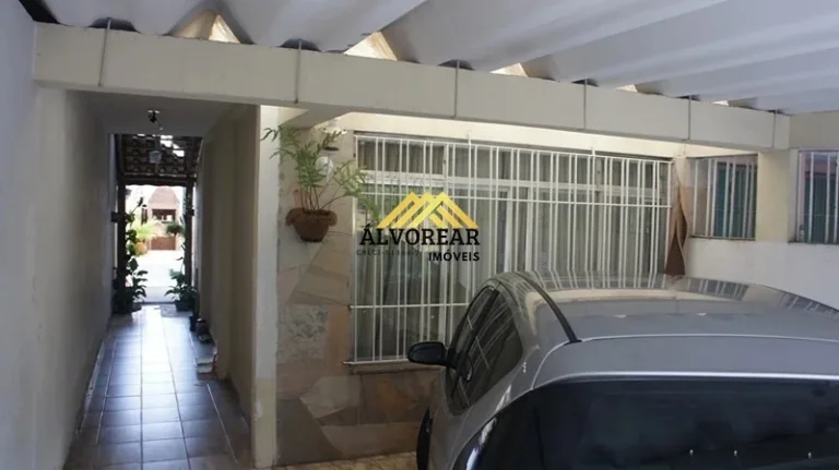 Sobrado à venda conforto, funcionalidade e excelente localização!