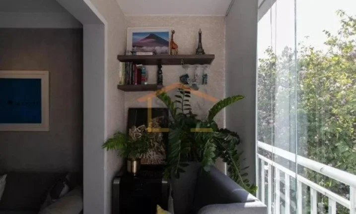 Imagem Apartamento de 67 m² com 3 dormitórios, sendo 1 suíte, 2 banheiros, varanda envidraçada, cozinha...