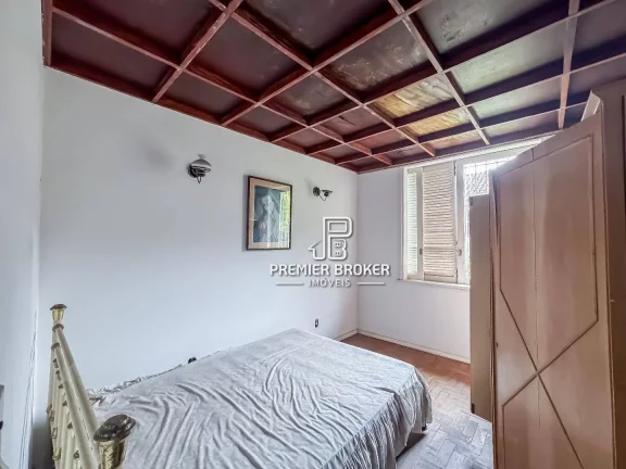 Imagem Casa à venda, 224 m² por R$ 790.000,00 - Araras - Teresópolis/RJ