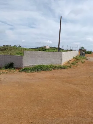 Imagem Terreno a venda em Rio das Ostras (local Cantagalo RJ. 450m2.