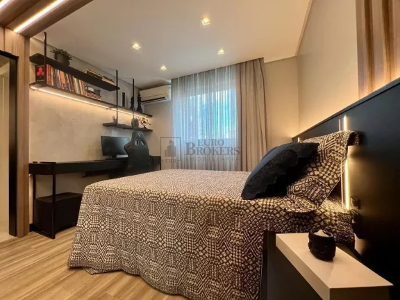 Imagem Apartamento com 3 suítes à venda no Centro de Balneário Camboriú/SC
