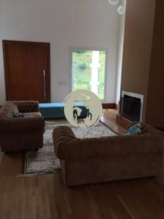 Imagem VENDO OU TROCO POR IMÓVEL EM EUROPA OU EUA MARAVILHOSA CASA A VENDA EM CAMPOS DO JORDÃO LOCALIZADA...