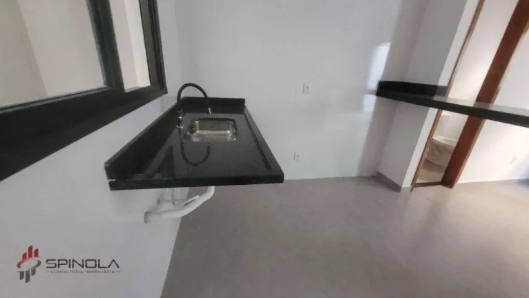 Imagem Sobrado com 2 dormitórios à venda, 59 m² por R$ 365.000,00 - Vila Caiçara - Praia Grande/SP