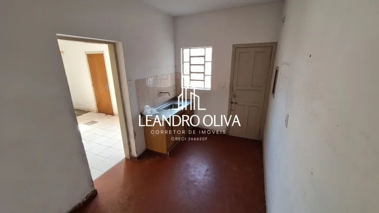 Imagem Casa Térrea com Edícula – Bosque da Saúde / Vila Gumercindo – São Paulo 4 dormitórios | 4 vagas | 173 m² de área construída | Terreno 325 m²